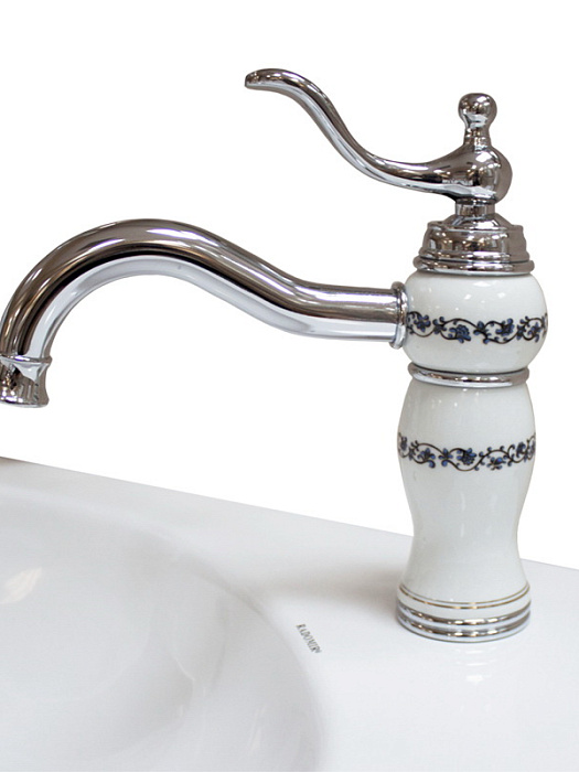 смесители и душевые стойки Смеситель Маджоре